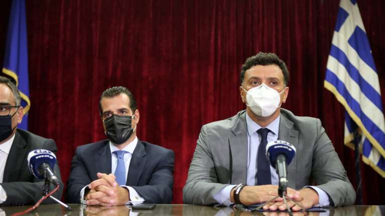 Yπουργείο Υγείας: Λακωνικός στην τελετή παράδοσης - παραλαβής ο Κικίλιας -  "Με σημάδεψε ανεξίτηλα" [Εικόνες]