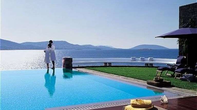 Deutsche Welle: Φοβούνται &quot;λουκέτα&quot; οι Έλληνες ξενοδόχοι λόγω του κορονοϊού