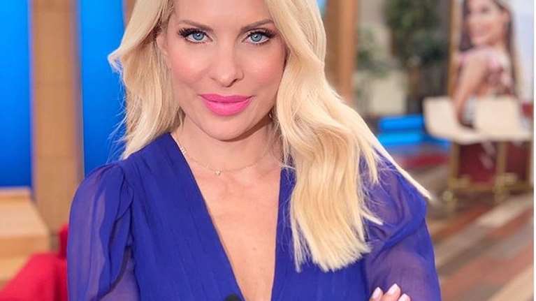 Ελένη Μενεγάκη - Μάκης Παντζόπουλος: Τα πρώτα μπάνια στην Άνδρο