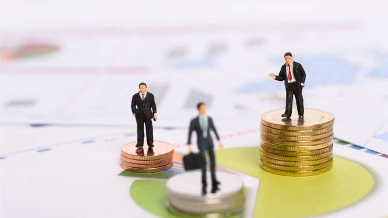 Πότε &quot;κληρώνει&quot; για τις νέες φορολογικές ελαφρύνσεις - Ποια εισοδήματα ωφελούνται