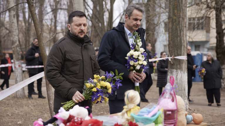 Η περίεργη σιωπή των κομμάτων για την επίθεση της Ρωσίας στην Οδησσό- Εκπληξη στην κυβέρνηση για την "αφωνία" της αντιπολίτευσης