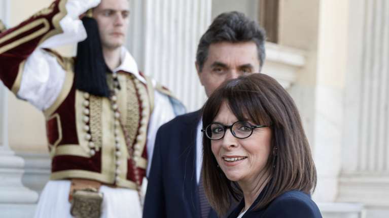 Κατερίνα Σακελλαροπούλου: Το πρώτο tweet της ΠτΔ - Ποιος είναι ο επίσημος λογαριασμός