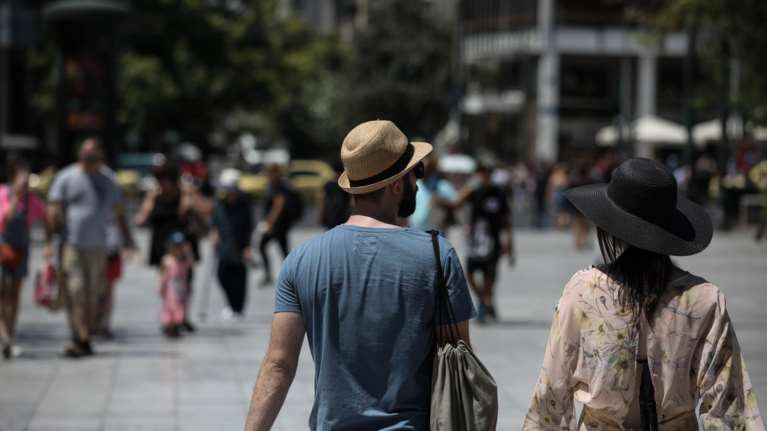 Καλός ο καιρός μέχρι το μεσημέρι, μετά βροχές και βελτίωση από το βράδυ - Στους 29 βαθμούς η θερμοκρασία