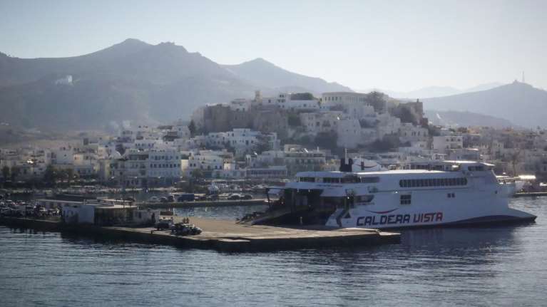 &quot;Χτύπησε&quot; και τη Νάξο ο κορονοϊός: Ένας 49χρονος το πρώτο επιβεβαιωμένο κρούσμα