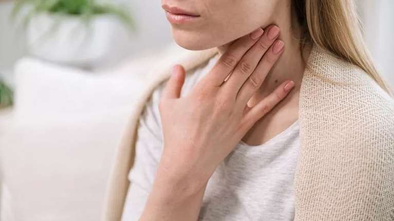 7 &quot;απαγορευμένες&quot; τροφές για τον πονόλαιμο