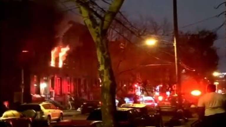 Τραγωδία στις ΗΠΑ: 7 παιδιά απανθρακώθηκαν σε πυρκαγιά μέσα σε διαμέρισμα - Συνολικά 13 νεκροί [Βίντεο]