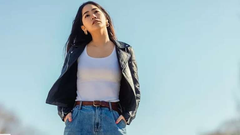 Είναι η ορθοστασία το νέο κάπνισμα; Οι κίνδυνοι για την υγεία που πρέπει να γνωρίζεις