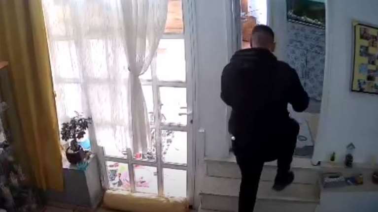 Εξαρθρώθηκε μεγάλη σπείρα διαρρηκτών  Έτσι ρήμαζαν σπίτια σε Αττική και Κορινθία [Βίντεο - Εικόνες]