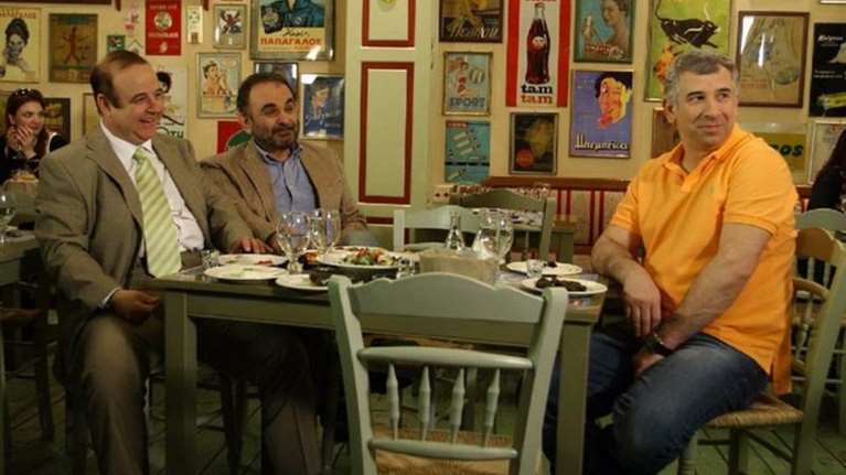 "Πενήντα-Πενήντα": Διχάστηκε το Twitter με την επιστροφή της σειράς - "Μου ήρθε να ξεράσω"