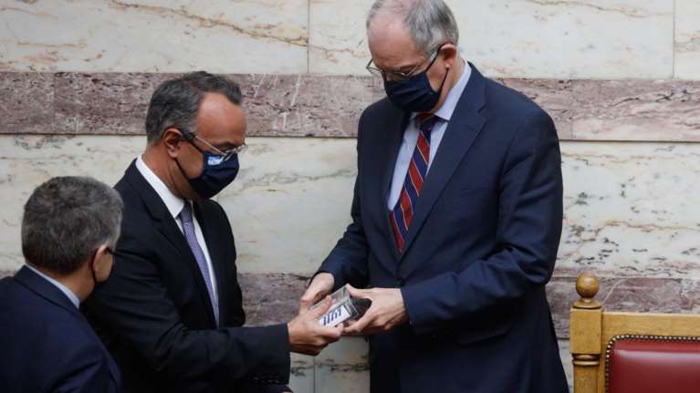 Προϋπολογισμός: Έσοδα 58,5 εκατ. ευρώ στο ΤΑΙΠΕΔ