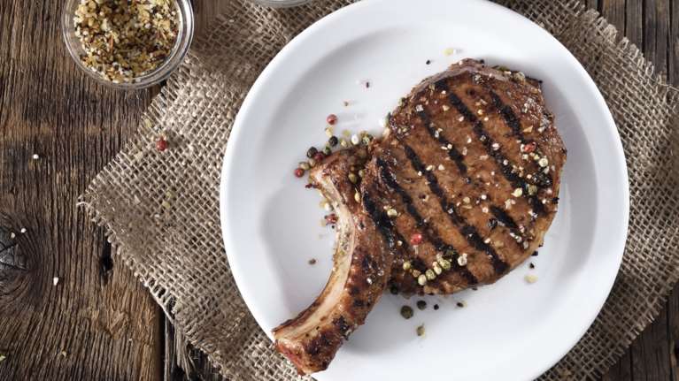 Η Δρ. Μαρία Ψωμά μας λέει ότι μπορούμε να φάμε όσο κρέας θέλουμε την Τσικνοπέμπτη!