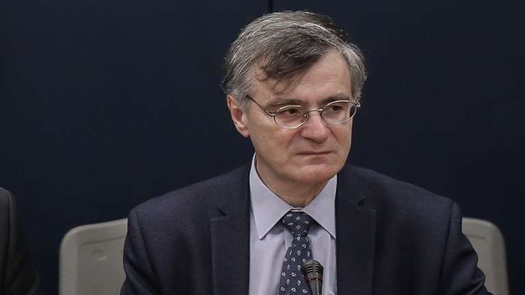 &quot;Μένουμε σπίτι&quot; και στην ενημέρωση του λοιμωξιολόγου Τσιόδρα - Τι αλλάζει