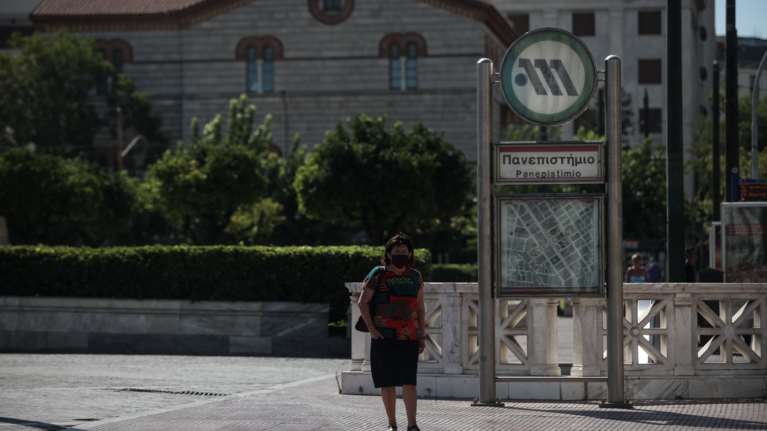 Κορονοϊός: 510 νέα κρούσματα στην Αττική - 313 στην Κρήτη και 216 στη Θεσσαλονίκη