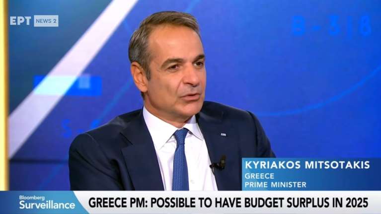 Κυριάκος Μητσοτάκης στο Bloοmberg: Από 1η Ιανουαρίου οι πολίτες θα δουν αύξηση στα εισοδήματά τους