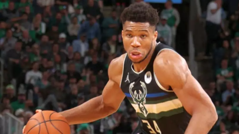 Σέλτικς-Μπακς 107-110: Φοβερός στη Βοστόνη ο Γιάννης [βίντεο]