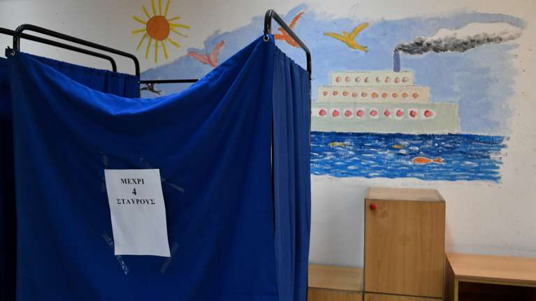 Καλαμάτα: Μοίραζαν ψηφοδέλτια και συνελήφθησαν - Καταγγέλλει στοχοποίηση ο υποψήφιος δήμαρχος