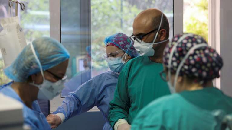 Γκάγκα: Ξαναγίνονται Covid, κλινικές που είχαν αποχαρακτηριστεί- Αυξάνουν οι εισαγωγές ασθενών