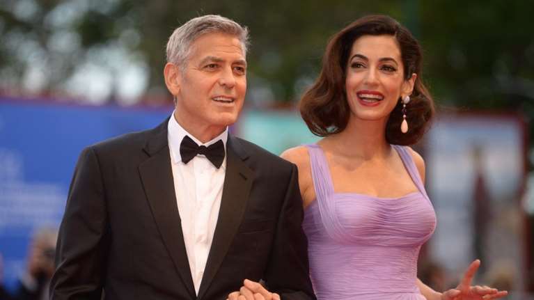 Κορονοϊός: Δωρεά 1 εκατ. δολ. για όσους πλήττονται από τους Τζορτζ Κλούνεϊ και Αμάλ Αλαμουντίν