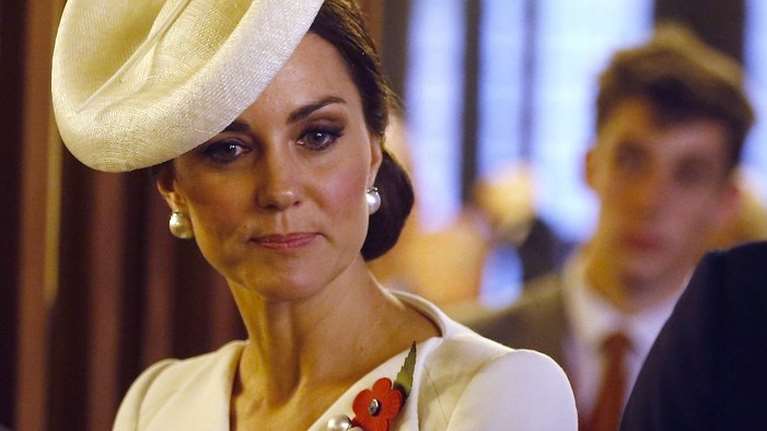 Kate Middleton: &quot;Εύθραυστη&quot; με &#39;&#39;κλονισμένη&#39;&#39; αυτοπεποίθηση η πριγκίπισσα της Ουαλίας