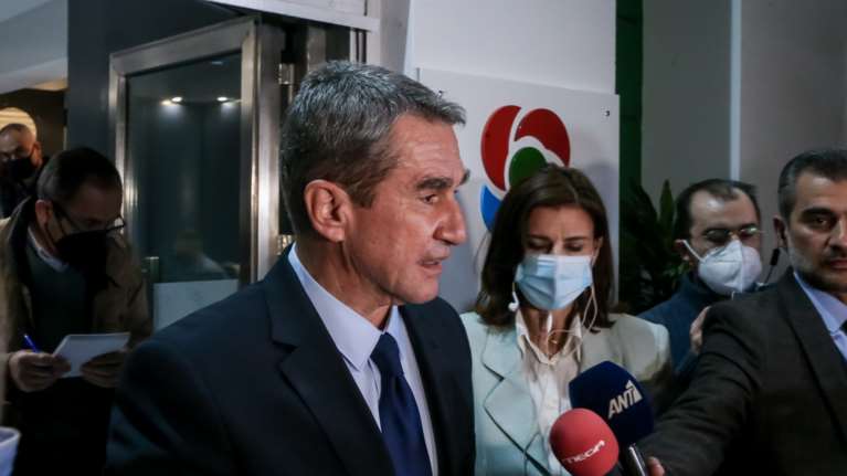 Εκλογές - Η πρώτη αντίδραση του Ανδρέα Λοβέρδου μετά την ήττα του από τη Μιλένα Αποστολάκη: &quot;Μπράβο στην παράταξη&quot;