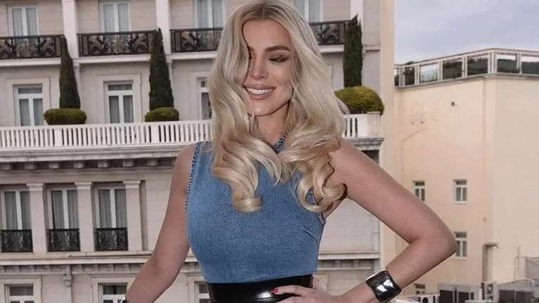 Κατερίνα Καινούργιου: Το boho top από αγαπημένο ελληνικό brand είναι ό τι χρειάζεσαι αυτή την εποχή