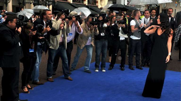 Η star που δήλωσε ότι θα πληρώσει για τις εγγυήσεις των διαδηλωτών για το θάνατο του George Floyd