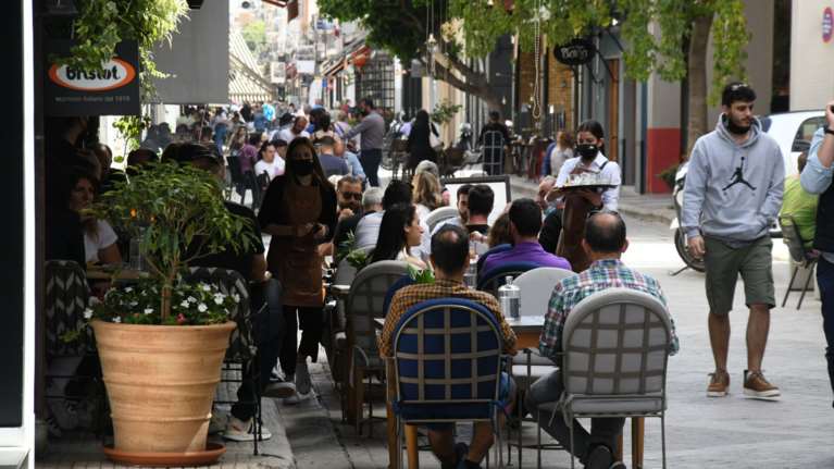 Κορονοϊός: 1056 νέα κρούσματα σήμερα στην Αττική - 189 στη Θεσσαλονίκη - Ο χάρτης της διασποράς