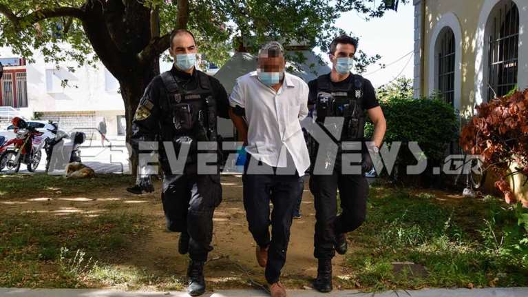 Πρέβεζα: Στον εισαγγελέα ο 40χρονος - Λέει ότι διατηρούσε σεξουαλικές σχέσεις με την 83χρονη [εικόνες]