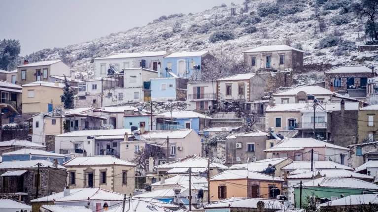 Κακοκαιρία Coral - Νέο έκτακτο δελτίο καιρού: Έως και τη Δευτέρα το κύμα ψύχους, πού θα χιονίσει το Σαββατοκύριακο