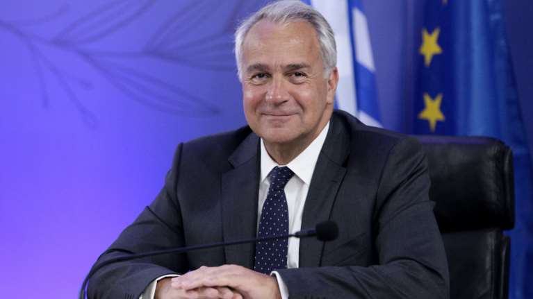 Βορίδης: Ανοιχτό να αποφασιστεί υποχρεωτικός εμβολιασμός στο Δημόσιο από Σεπτέμβριο- Σε υπηρεσίες αιχμής