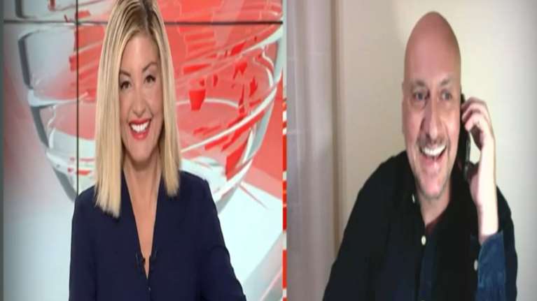 Ο φαλακρός λοιμωξιολόγος που έκανε τη Ράνια Τζίμα να σκάσει στα γέλια- Για τα κομμωτήρια [Βίντεο]