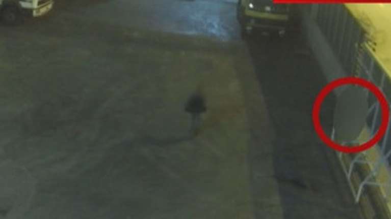 Κερατσίνι: Δικαίωση για την 8χρονη που πολτοποιήθηκε από πόρτα εργοστασίου ζητά ακόμα τρία χρόνια μετά η μητέρα της