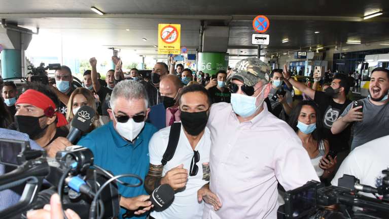 Τριαντάφυλλος: Ο Γιώργος Λιβάνης μου είχε ζητήσει να προσέχω τη Μαριαλένα - Τι να κάνω...