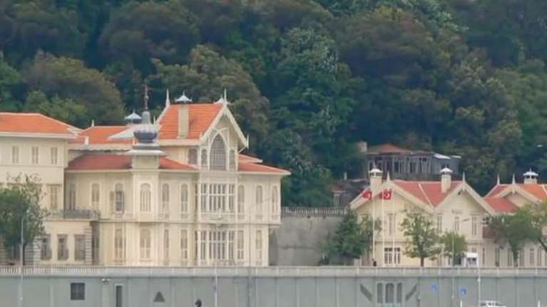 Συνάντηση Μητσοτάκη-Ερντογάν με θέα τον Βόσπορο: Στο προεδρικό μέγαρο στα Θεραπειά το γεύμα των δύο ηγετών