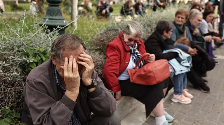 Πακέτο ΔΕΘ: Σκέψεις για αύξηση της ενίσχυσης των 250 ευρώ στους συνταξιούχους και η διεύρυνση των δικαιούχων