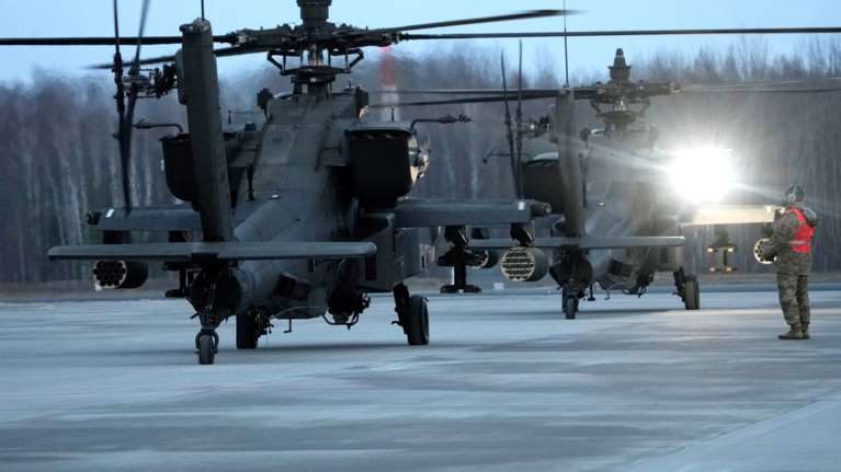 Η Λετονία επιτρέπει στους πολίτες της να πολεμήσουν στην Ουκρανία