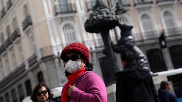 Κορονοϊός: "Γονατίζει" η Ισπανία – 900.000 εργαζόμενοι έχασαν τη δουλειά τους