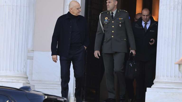 ΚΥΣΕΑ: Παράταση της θητείας των αρχηγών των γενικών επιτελείων στρατού, ναυτικού και αεροπορίας