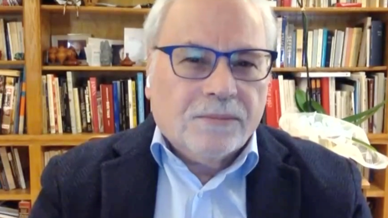 Παυλάκης: "Τι θα γίνει αν καθυστερήσει το άνοιγμα των σχολείων για 1-2 εβδομάδες;"