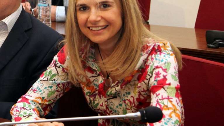 Μιλένα Αποστολάκη: Να γίνει debate των υποψηφίων αρχηγών του ΠΑΣΟΚ