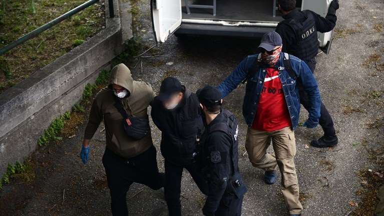 Ελεύθεροι οι δύο αντεξουσιαστές για τα γκαζάκια στο σπίτι του Δημήτρη Σταμάτη στη Θεσσαλονίκη