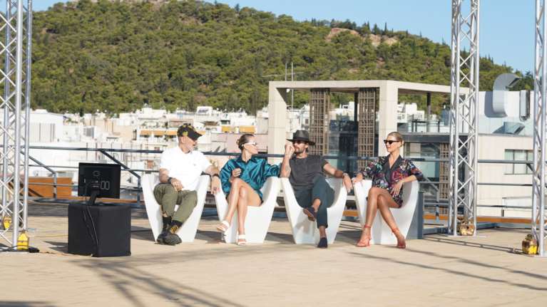 GNTM 5: Έκπληξη η πρώτη αποχώρηση - Σε ύψος 40 μέτρων από το έδαφος η πρώτη φωτογράφιση [Βίντεο]