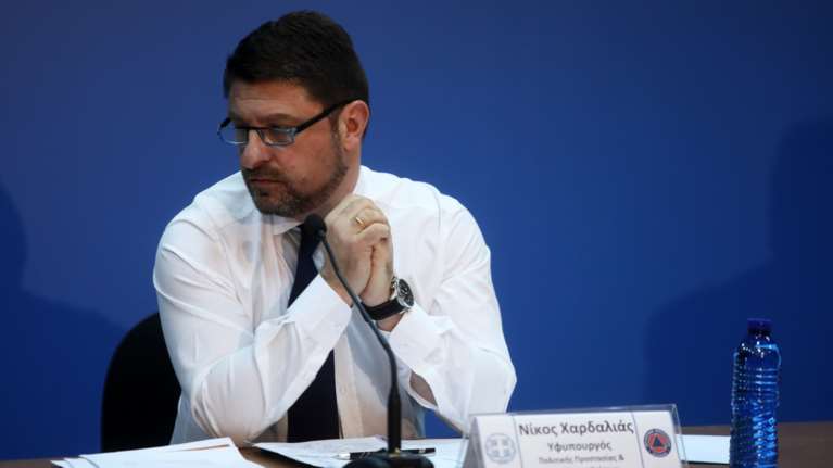 Κορονοϊός: Τι ισχύει με την απαγόρευση κυκλοφορίας για ένοπλες δυνάμεις και σώματα ασφαλείας