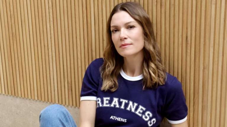 Βίκυ Καγιά: Το super wearable χρώμα νυχιών της είναι ιδανικό για τη μεταβατική αυτή περίοδο