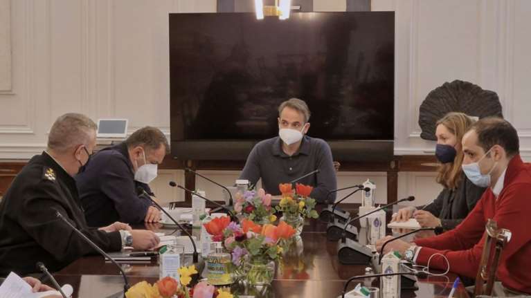 Πόλεμος Ουκρανία: Αμυντικό εξοπλισμό στέλνει η Ελλάδα με C130: Τι αποφασίστηκε στο Μαξίμου