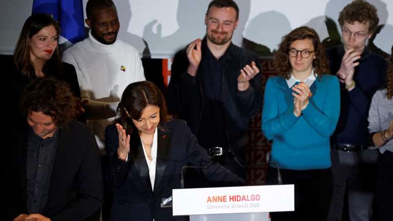 Γαλλικές προεδρικές εκλογές: Η υποψήφια των Σοσιαλιστών και Δήμαρχος Παρισιού, Αν Ινταλγκό θα στηρίξει τον Μακρόν