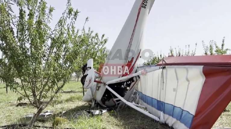 Τραγωδία στη Θήβα: Πατέρας ενός μικρού αγοριού ο 37χρονος πιλότος του μονοκινητήριου αεροπλάνου [βίντεο]