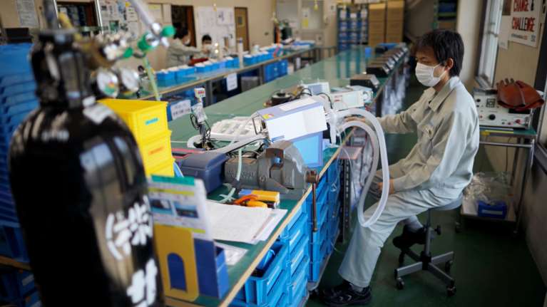 Οι επικεφαλής λοιμωξιολόγοι σε Ευρώπη και ΗΠΑ προειδοποιούν: Πολύ πιθανό ένα δεύτερο κύμα κορονοϊού και lockdown