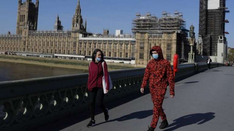 Βρετανία: Στη δημοσιότητα το σχέδιο για τη σταδιακή έξοδο από το lockdown