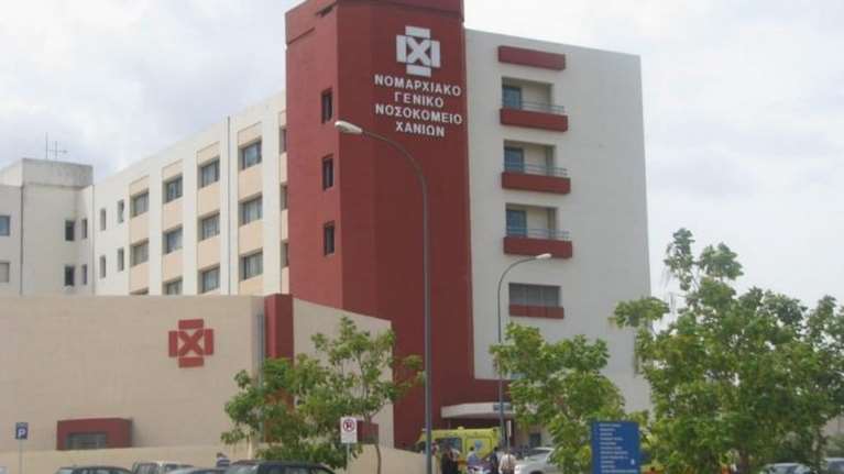 Χανιά: Στο νοσοκομείο μεταφέρθηκε εξάχρονο παιδί που έπεσε από ύψος 4,5 μέτρων σε ξενοδοχείο